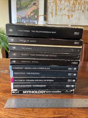 10 Classic Penguin Black Paperback Classics (9 Penguins + 1 Other) Vintage